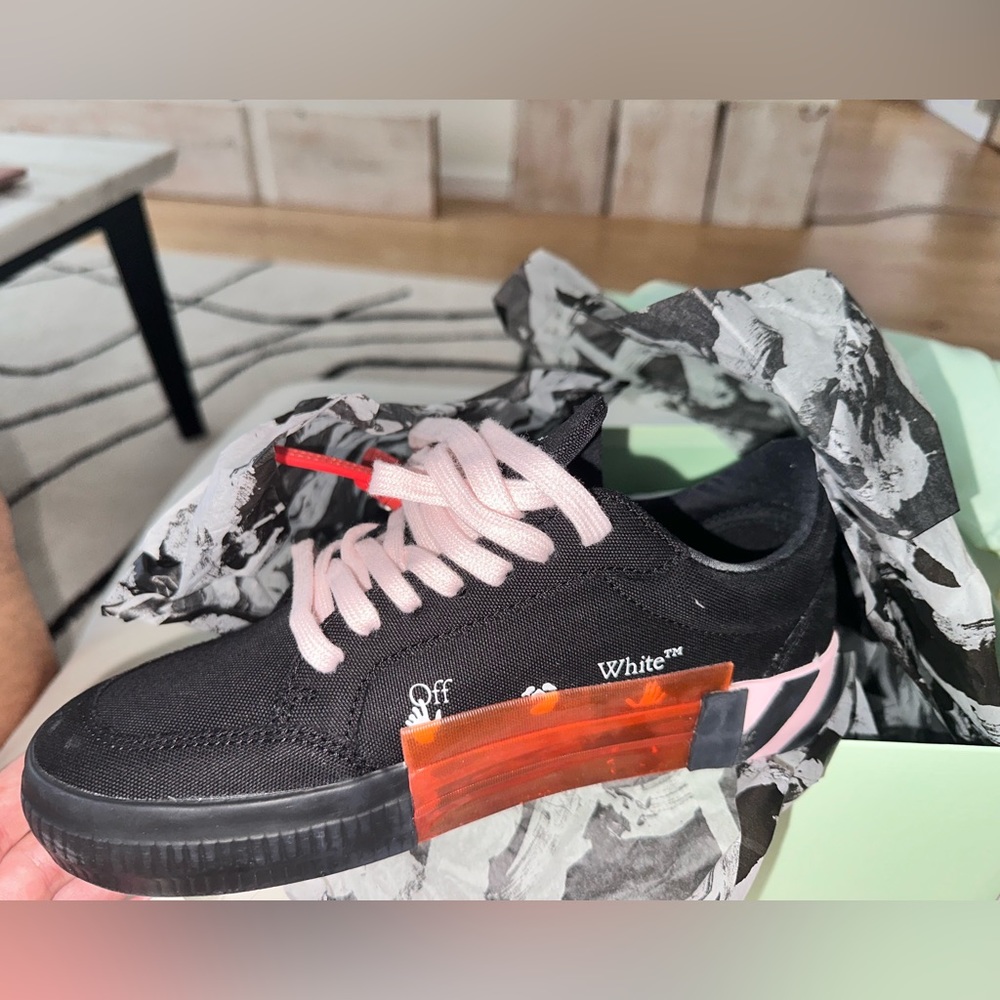 Off white shoes